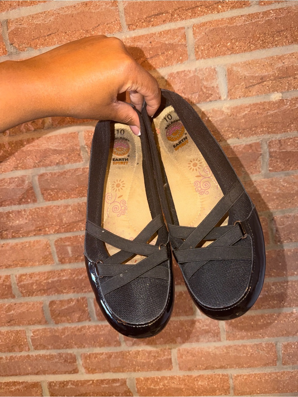 Earth Spirit Black Crisscross Ballet Flats